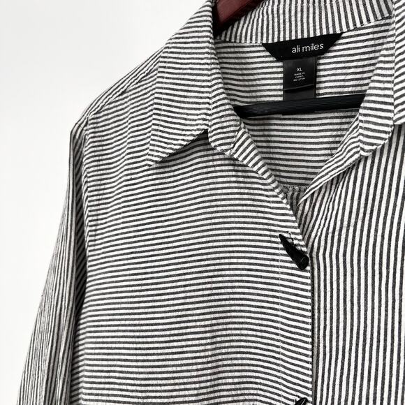 Ali Miles Sz XL Wearable Art to Wear White Gray Abstract Blouse Shirt Top Artsy - Picture 5 of 10